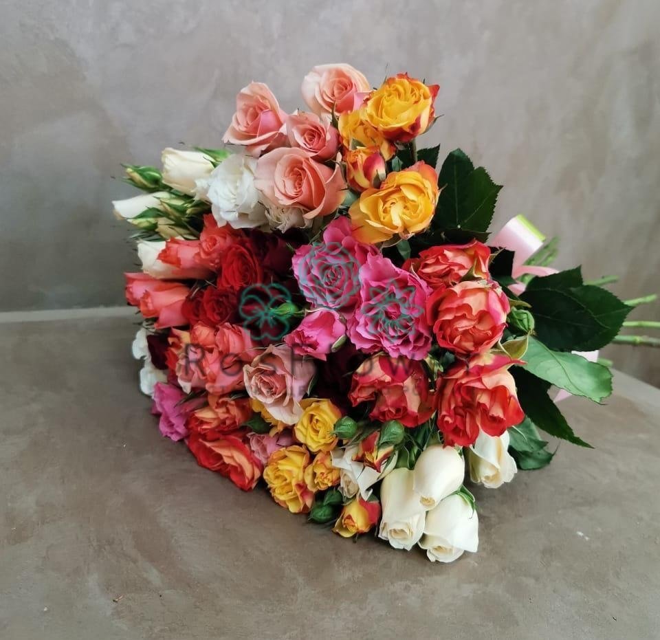 Букет цветов из: Розы в Молзино