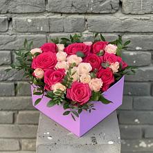 Цветочная композиция из Розы в коробке #REPLACE_PRED# Молзино