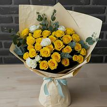 Букет цветов из:  Розы в Молзино