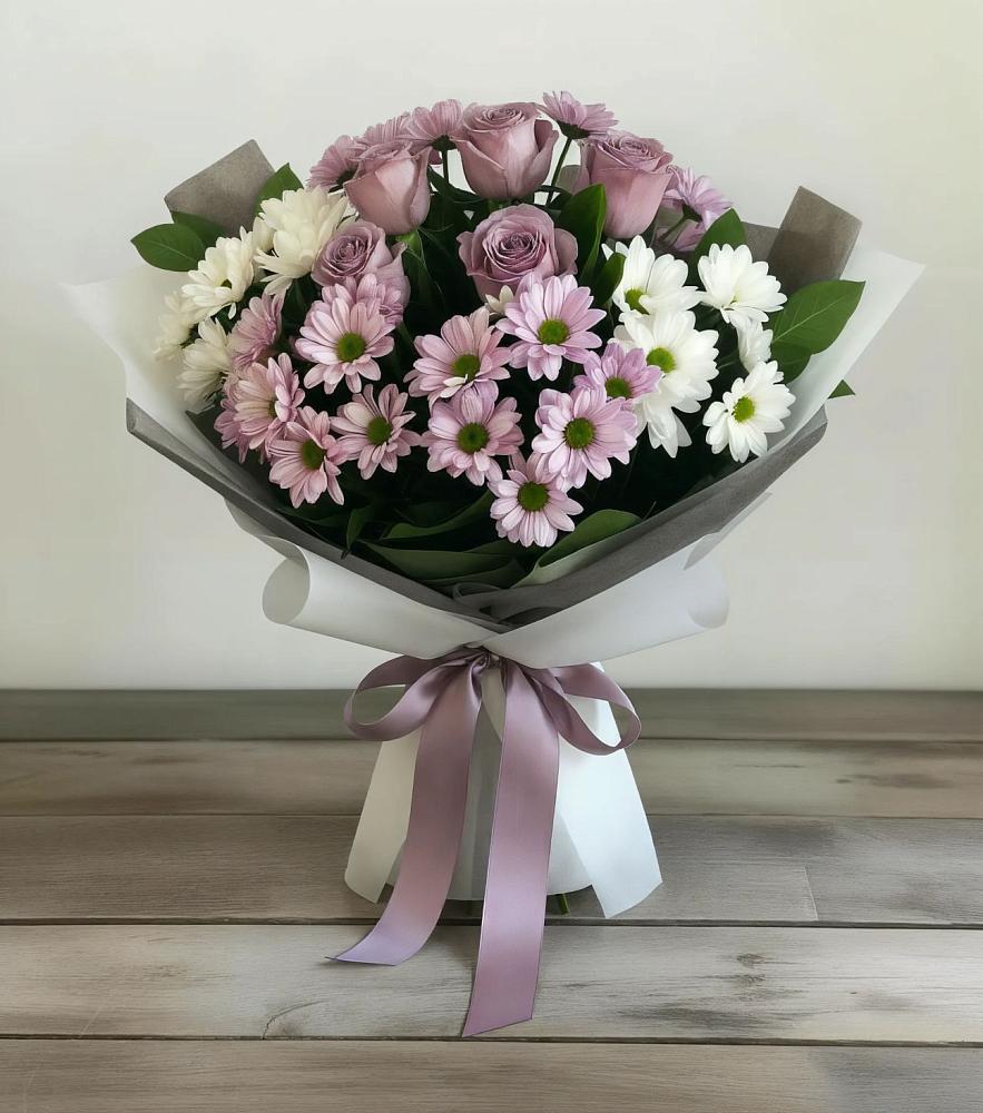 Букет цветов из: Хризантемы и Розы в Молзино