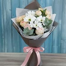 Букет цветов из:  Хризантемы и Розы в Молзино