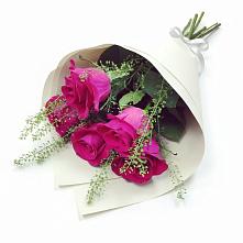 Букет цветов из:  Розы #REPLACE_PRED# Молзино