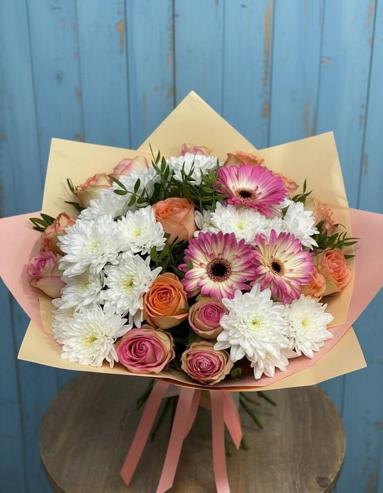 Букет цветов из: Розы, Герберы и Хризантемы в Молзино