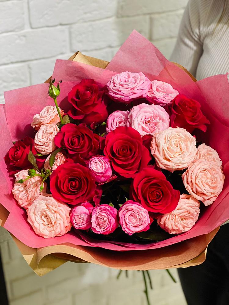 Букет цветов из: Розы в Молзино