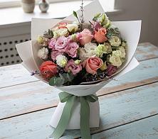 Букет цветов из:  Розы, Лизиантусы и Гвоздики в Молзино