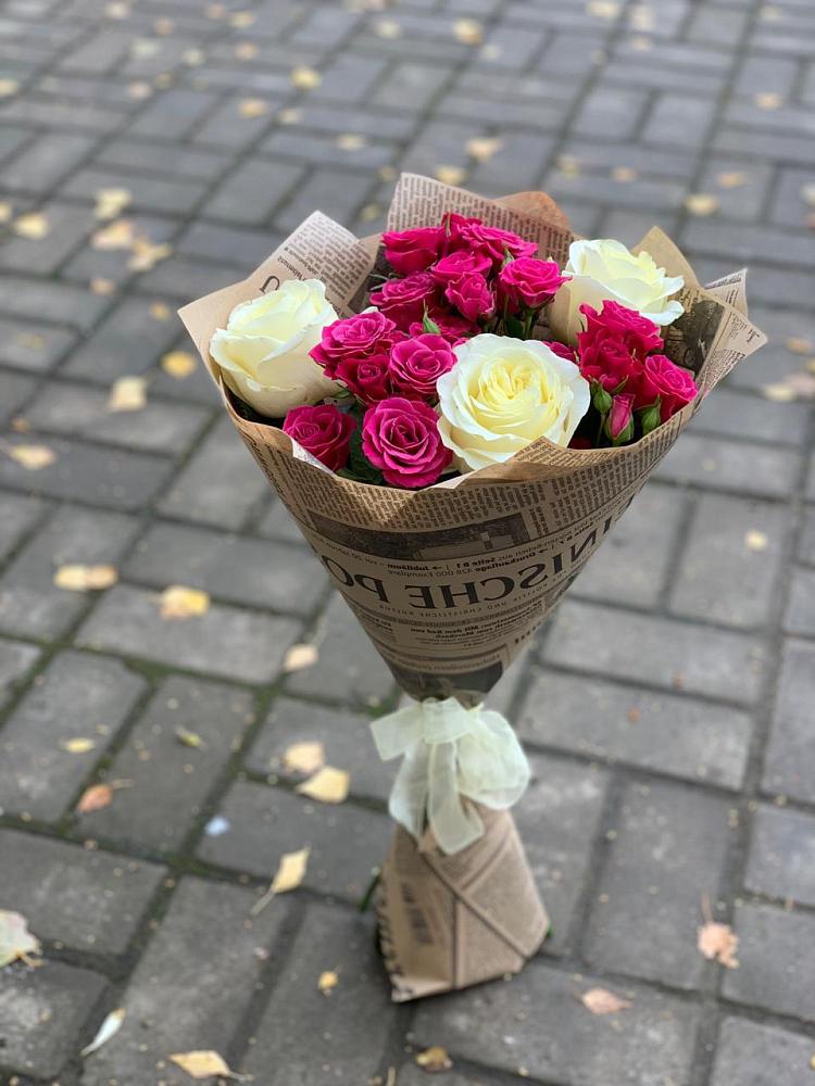 Букет цветов из: Розы в Молзино